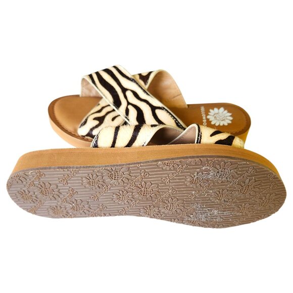 Yellowbox Zebra Ansila Leather Sandal Women's Size 6 M - Picture 8 of 10